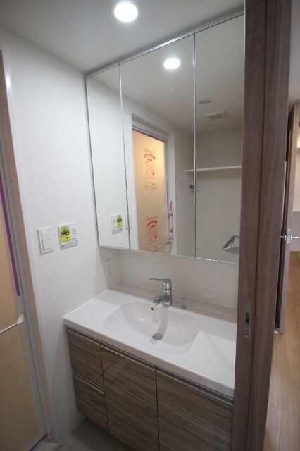 洗面設備　別号室同タイプ