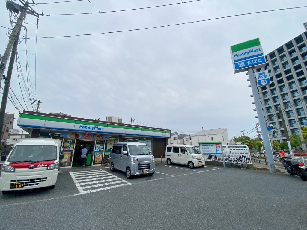 コンビニ　ファミリーマート 浦安海楽店（コンビニ）まで248m