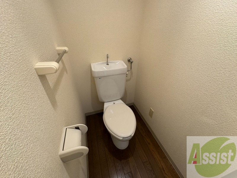 トイレ　嬉しいバストイレ別です！安心して使用できます。