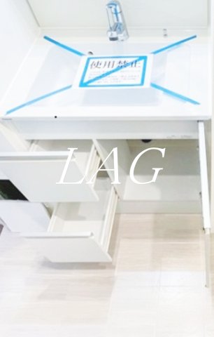 洗面設備　洗面台です。