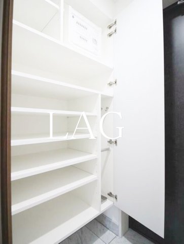 玄関　玄関です。