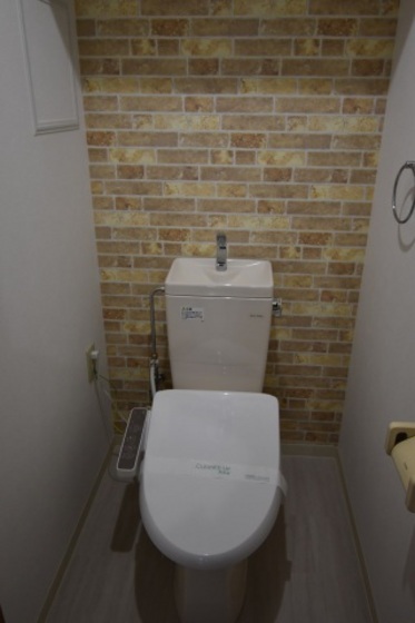 トイレ　※別号室の写真です