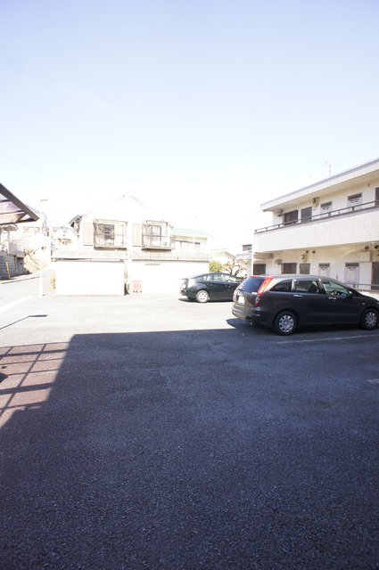駐車場　敷地内駐車場あります☆