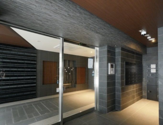 エントランス　エントランス