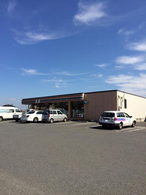 コンビニ　セブンイレブン高崎山名町店（コンビニ）まで175m