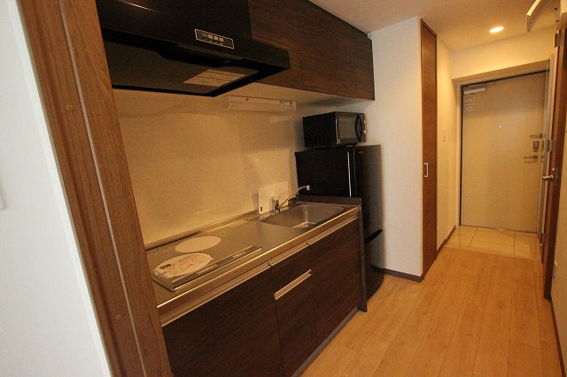 キッチン　同物件別号室のものです。