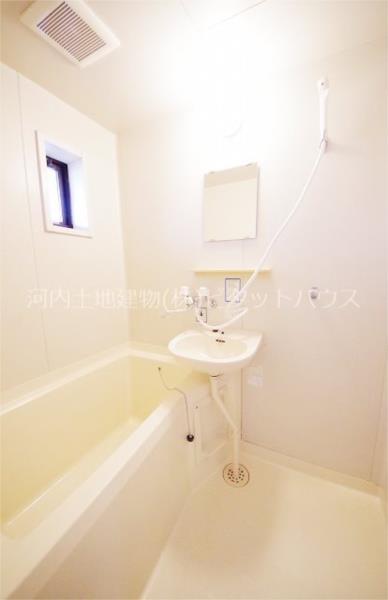 バス・シャワールーム　バス・トイレ別