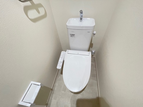 トイレ　※別部屋の写真です