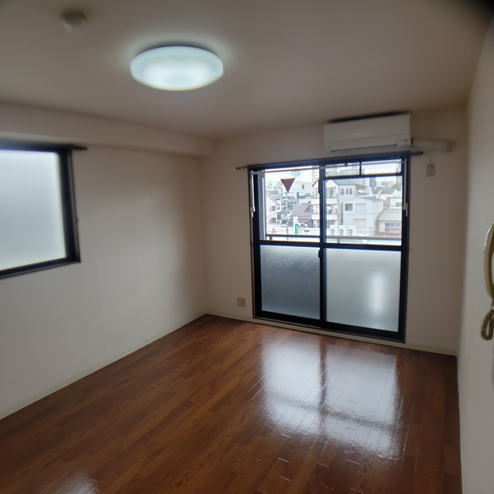 居室・リビング　ブルーコート