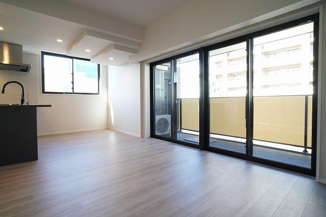 居室・リビング　内観1※別部屋参考写真