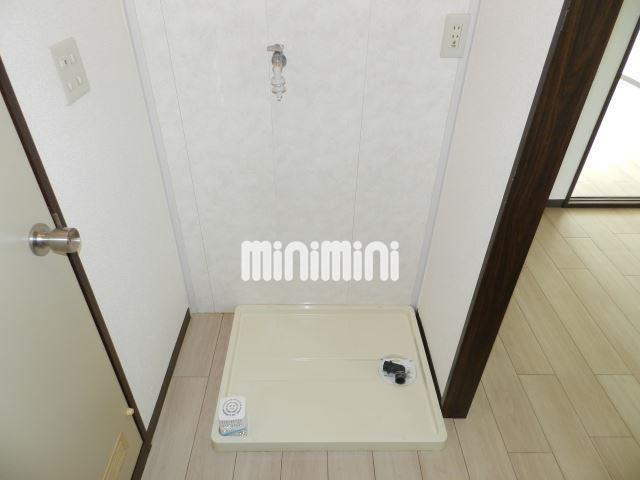 その他設備　室内洗濯置き場です。