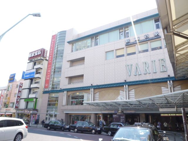 ショッピングセンター　新越谷ヴァリエ（ショッピングセンター）まで360m