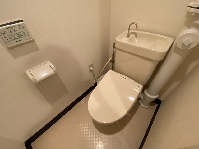 トイレ　嬉しいバストイレセパレート！