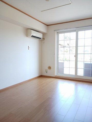 居室・リビング　使いやすい居間です