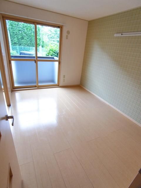 その他部屋・スペース　☆洋室6帖☆