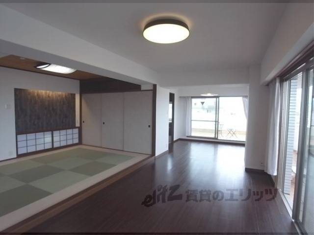 居室・リビング　居室