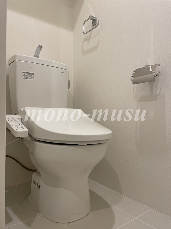 トイレ　同間取り参考写真