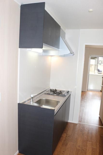 キッチン　２口ガスシステムキッチンです