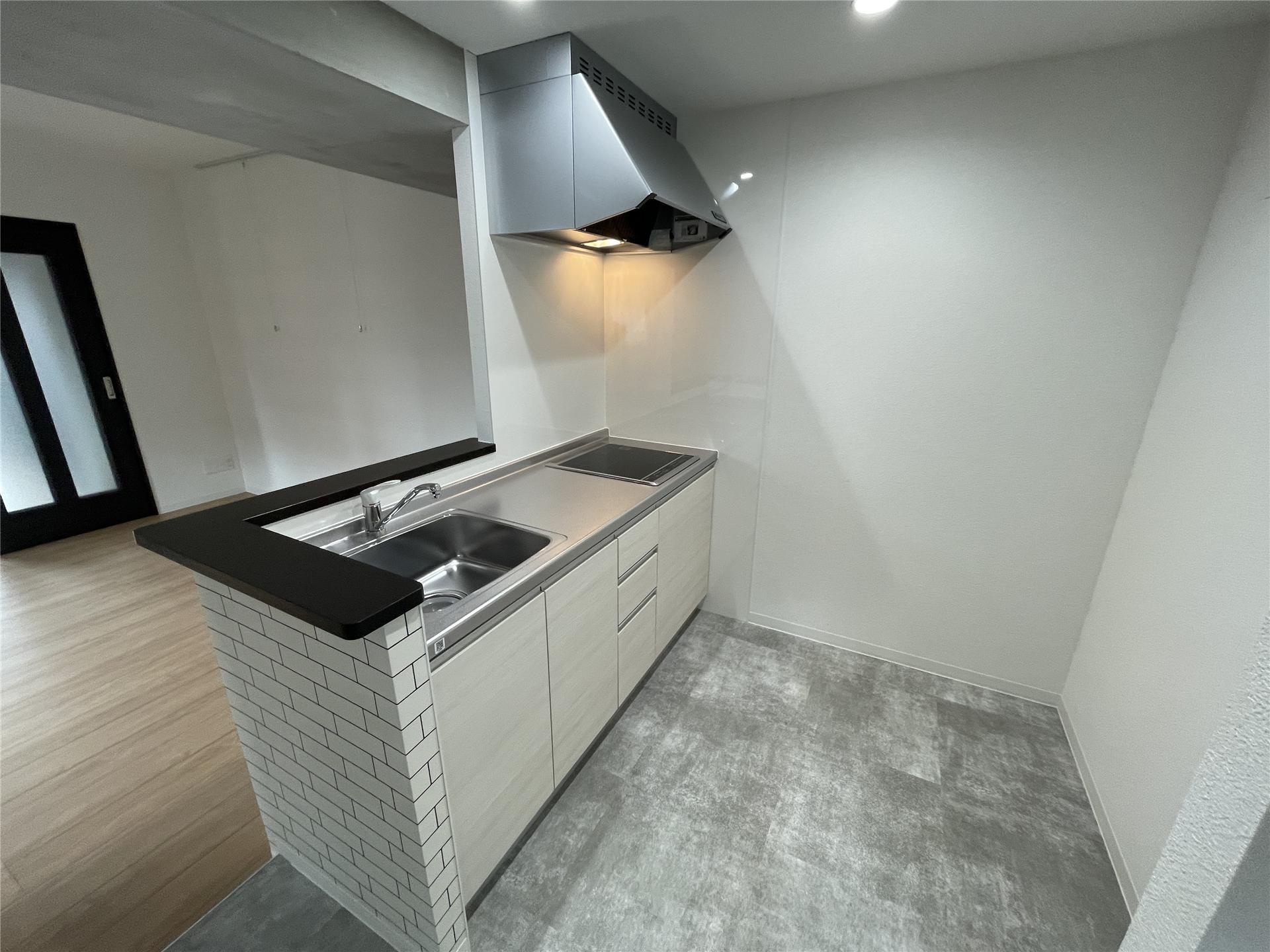 キッチン　２口ＩＨコンロ付のカウンターキッチンです