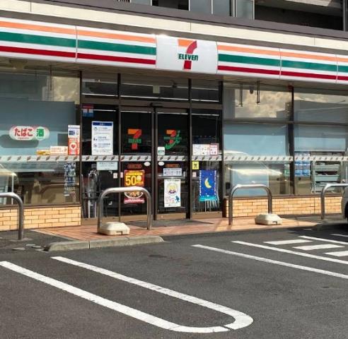 コンビニ　セブン－イレブン厚木栄町１丁目店（コンビニ）まで387m
