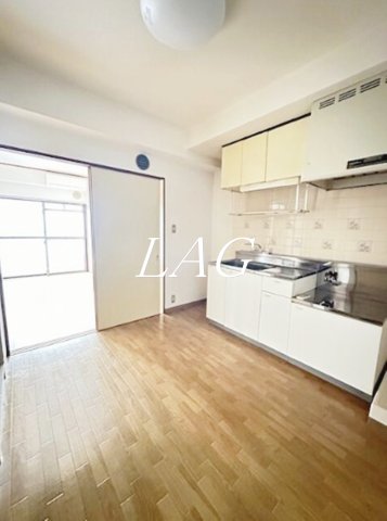 キッチン　キッチンです。