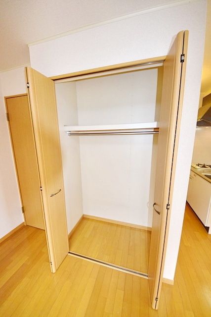 収納　★★2面採光で明るいお部屋★★