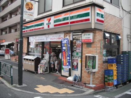 コンビニ　セブンイレブン 文京千駄木店（コンビニ）まで457m