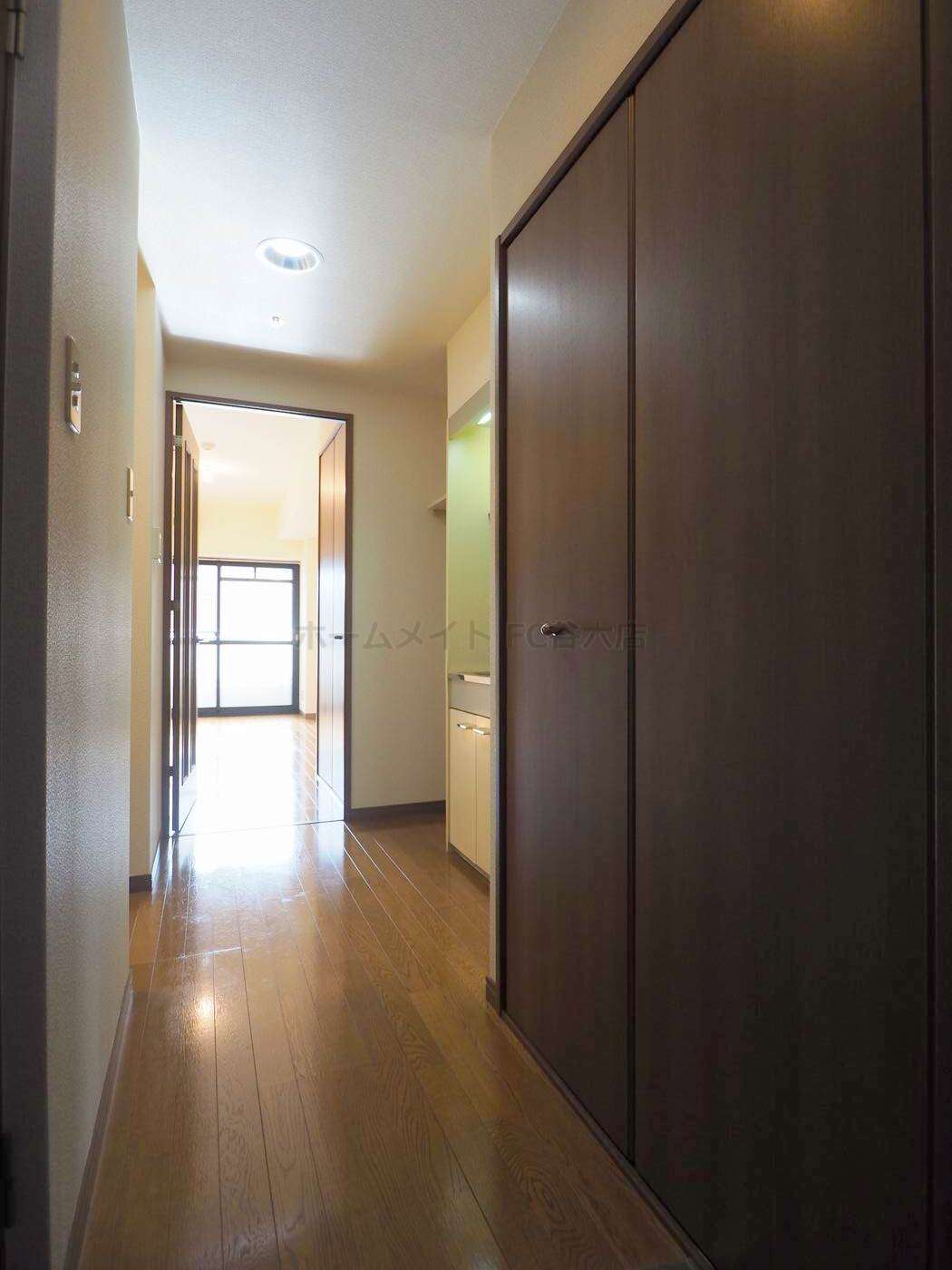 玄関　コンフォルトＫ