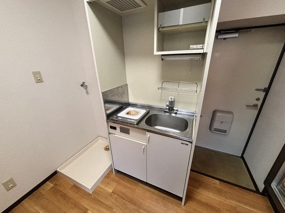 キッチン　※別部屋の写真です