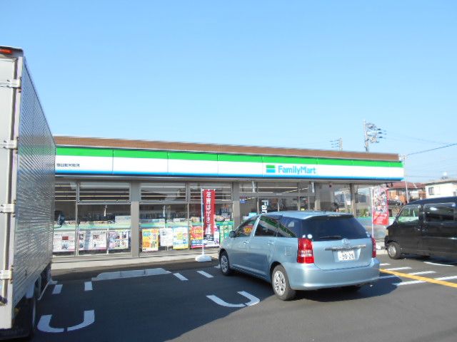コンビニ　ファミリーマート春日部米島店（コンビニ）まで812m
