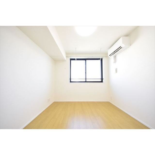 居室・リビング　当社提携の為、どこよりも早く安く安心してご契約可能です。