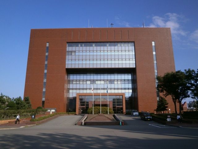 役所　函館市役所（役所）まで750m