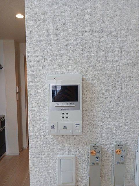 セキュリティ　モニター付インターホン