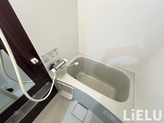 バス・シャワールーム　同施工会社施工物件の参考写真になります※現況優先