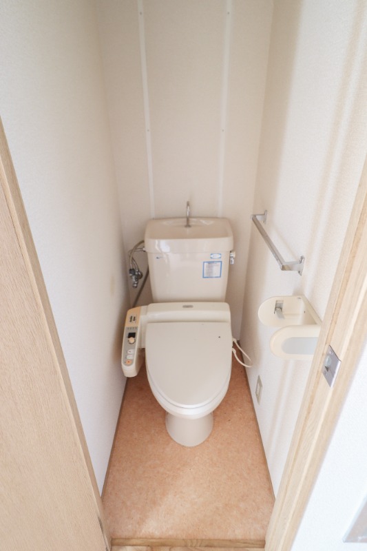 トイレ　図面と現状に相違がある場合には現状を優先