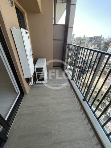 バルコニー　Luxe玉造南　バルコニー