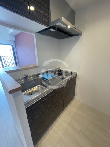 キッチン　Luxe玉造南　キッチン