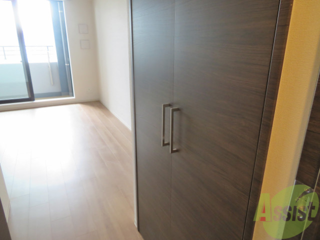 収納　クローゼットがありました。お洋服や荷物はここへ