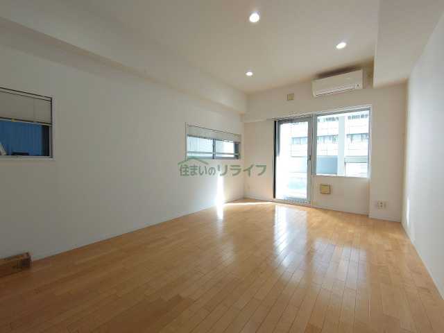 居室・リビング　カスタリア大塚