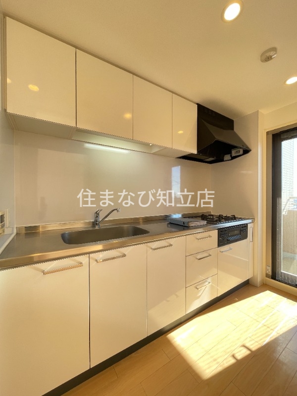 キッチン　別室同型写真