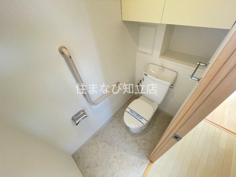 トイレ　別室同型写真