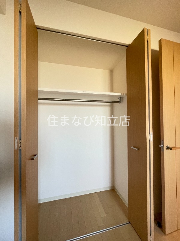 収納　別室同型写真