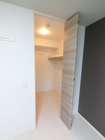 収納　☆ウォークインクローゼット付きです♪