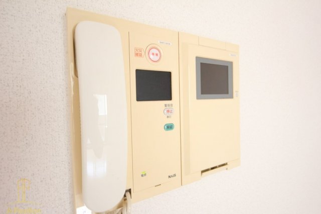 セキュリティ　ファミールリブレ東梅田