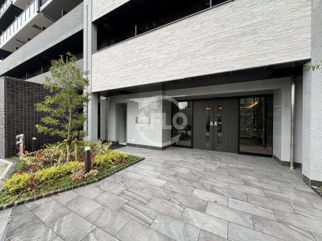 エントランス　プレサンス大国町ラヴェニール　エントランス