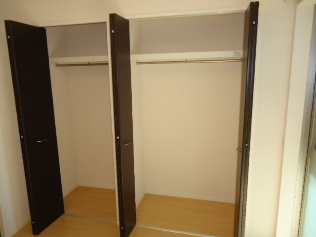 収納　クローゼット