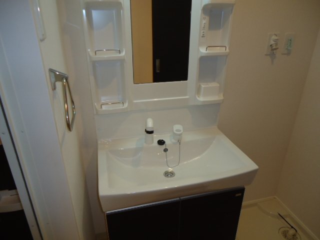 洗面設備　洗髪洗面化粧台