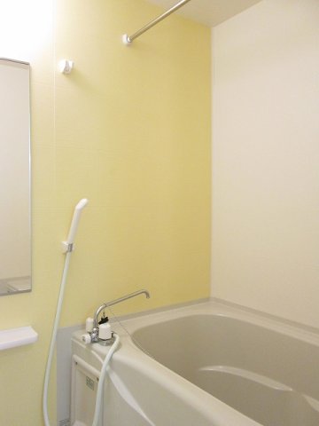 バス・シャワールーム　きれいなお風呂です