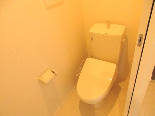 トイレ　★温水洗浄便座★