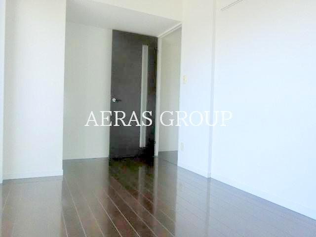 その他部屋・スペース　清潔感のある洋室